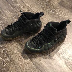 Nike men’s foamposites Pine Green